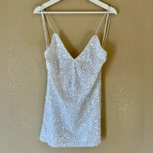 Not for sale-Lulu's NWT Force of Fashion White Backless Sequin Dress Size M